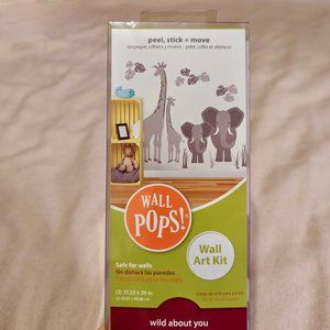NWT WallPops! Wall Decals Art Kit (Safari Theme, Gray & White)